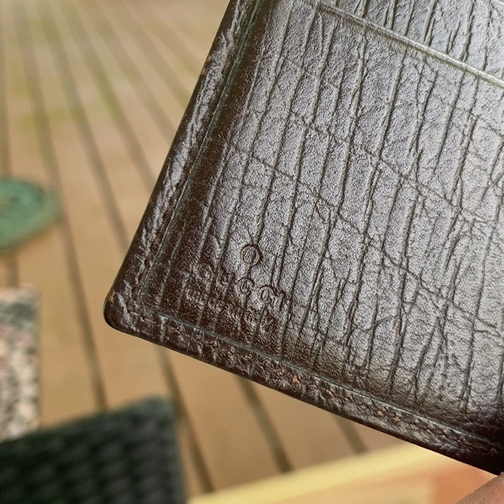 Authentic Gucci wallet_9